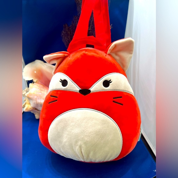 $28.00 NWOT Squishmallows Fifi the Fox 14”Backpack - Hand Wash Only - Picture 1 of 9